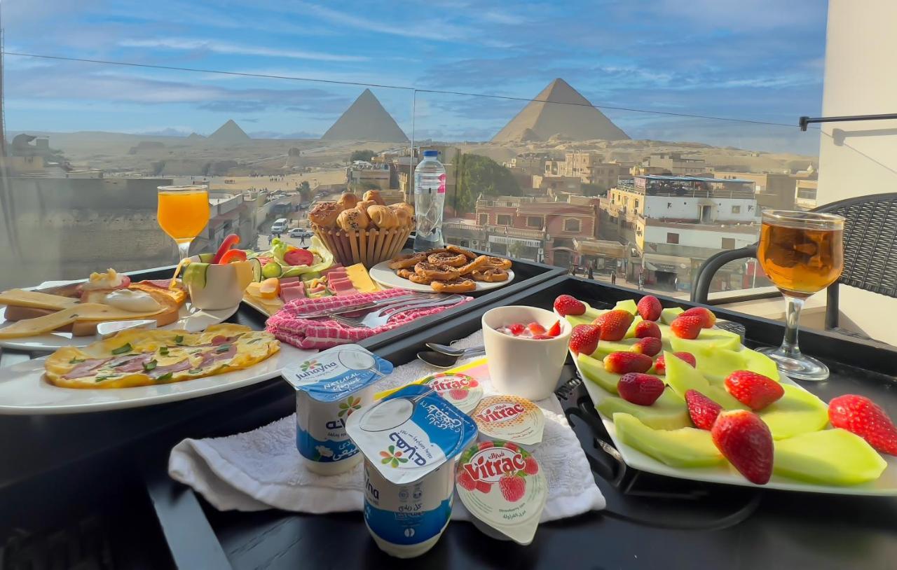 Steps In Pyramids View 호텔 Kafret el-Gabal 외부 사진